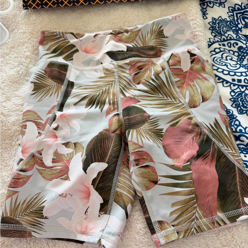 Old Navy Tropical Floral High-Rise Bike Shorts - Pink & Green